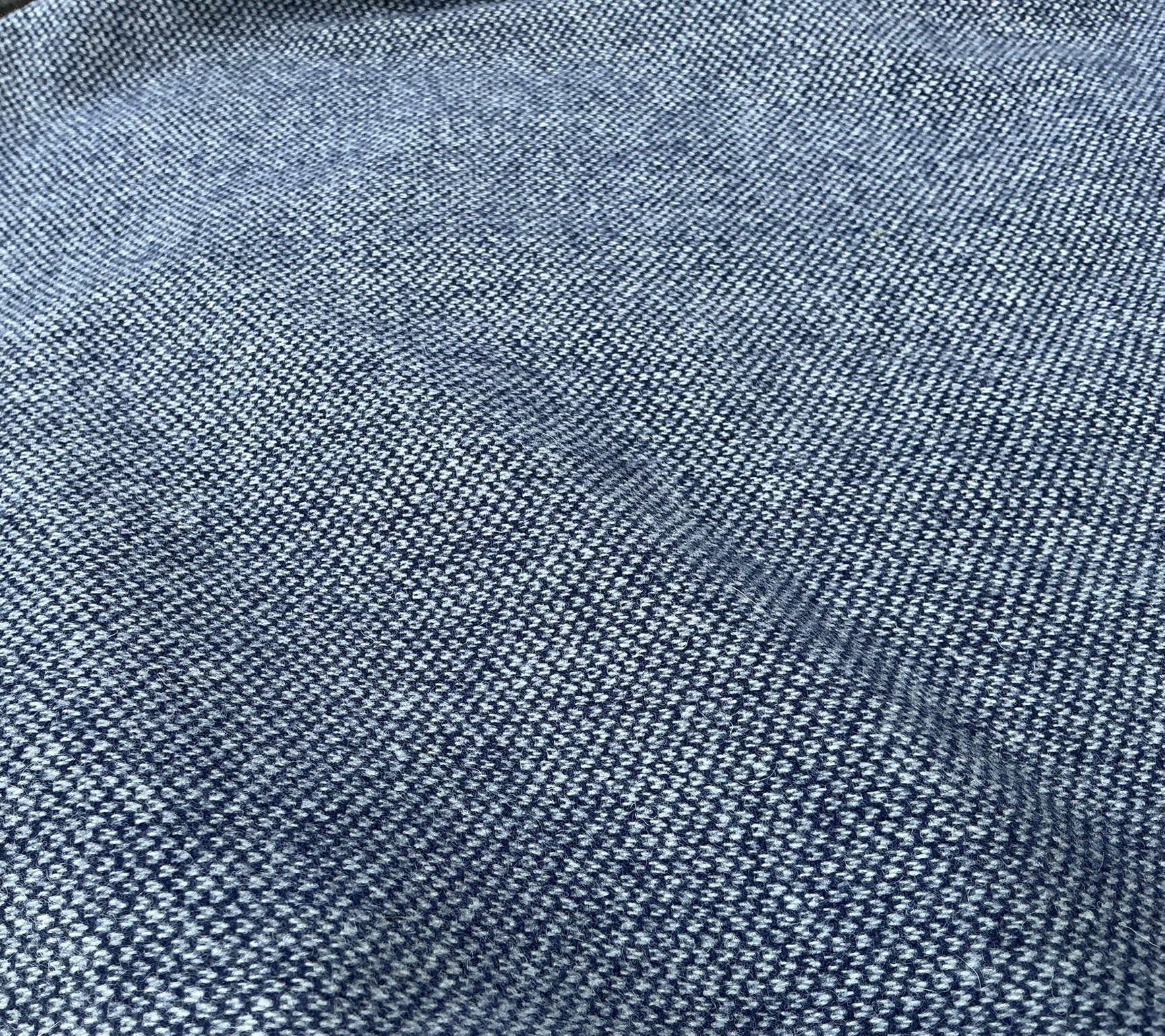 Dark Navy and White Barley Corn